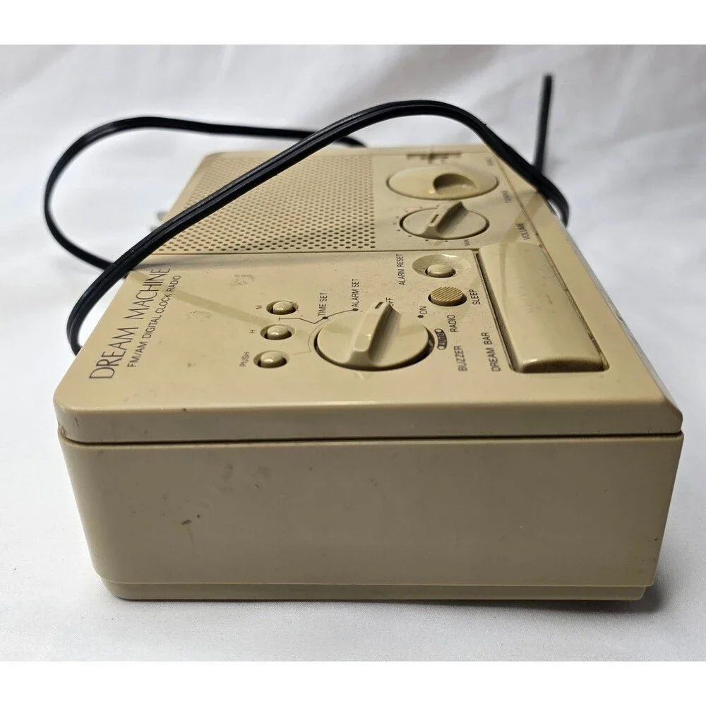 Vintage Sony Dream Machine AM/FM Alarm Clock Radio Tan ICF-C2W  Tested & Working